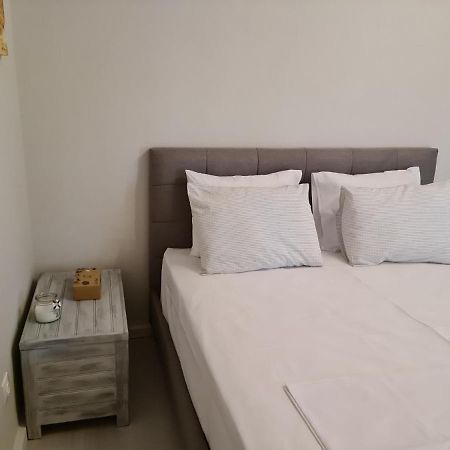 The Grey Apartment Porto Rafti Exterior photo